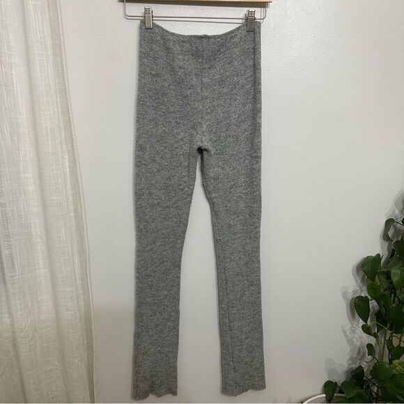 ARE YOU AM I Gray Leggings - Picture 3 of 6